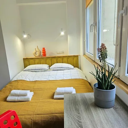 Lovely Sparkly Apartment Krakow