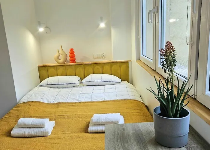 Lovely Sparkly Apartment Krakow