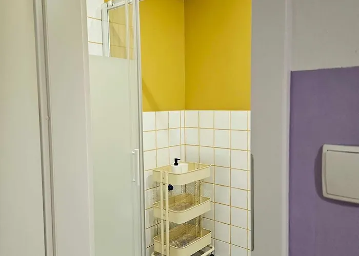 Lovely Sparkly Apartment *